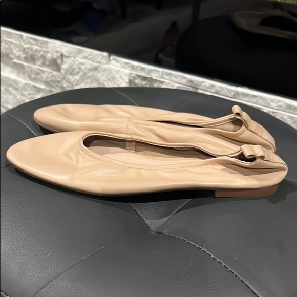 NWOT Jeffrey Campbell Nude Women's Flats size 7 1/2 - Picture 4 of 6